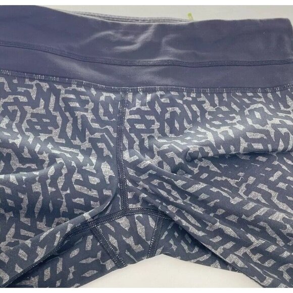 Lululemon Run Inspire Crop II Block It Pocket Luxtreme Heathered Net Pot Black 6 - Picture 10 of 13